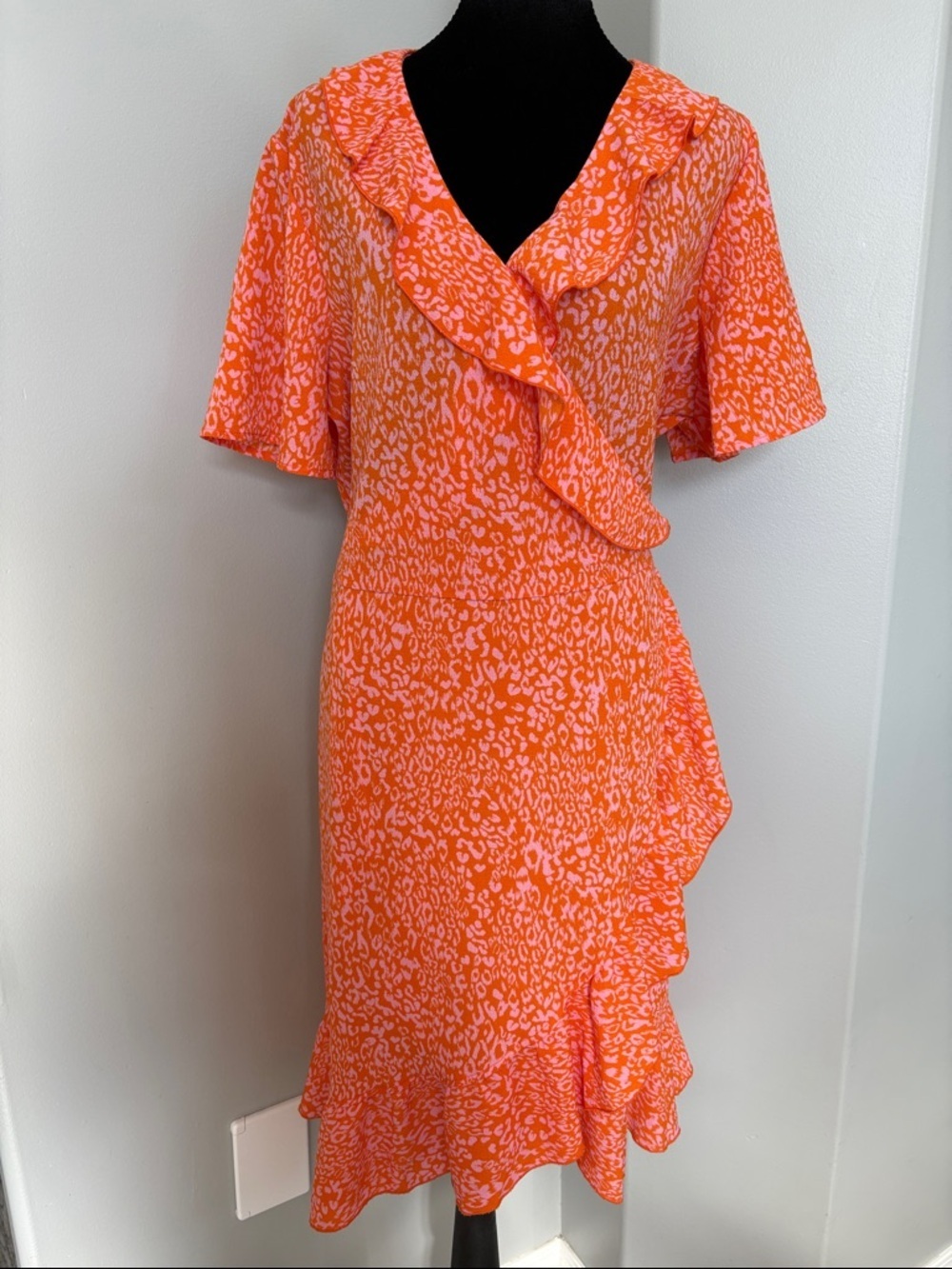 NWOT Vero Moda Orange-Pink Ruffle Wrap Midi Dress